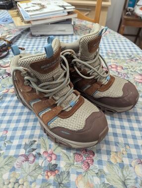 Very Comfortable And Breathae Sketcher Hiking Boot 4.5 - 7.5 - 37.5